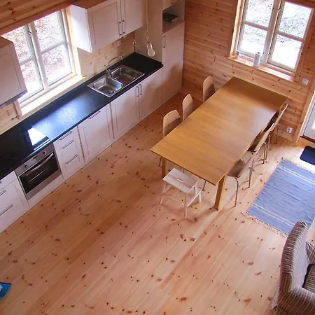 Semesterbostad Linnaeus - 6 Person *